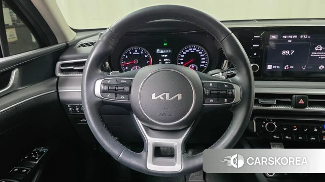 Kia K5 3rd generation 2023 Серый из Кореи, фото 4