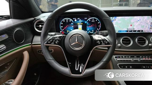 Mercedes-Benz E-Class W213 2022 Белый из Кореи, фото 4