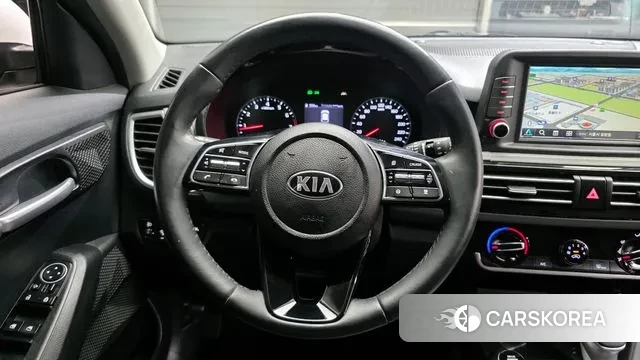 Kia Seltos 2021 Белый из Кореи, фото 4