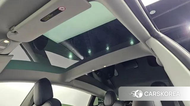 Tesla Model 3 2022 Белый из Кореи, фото 4