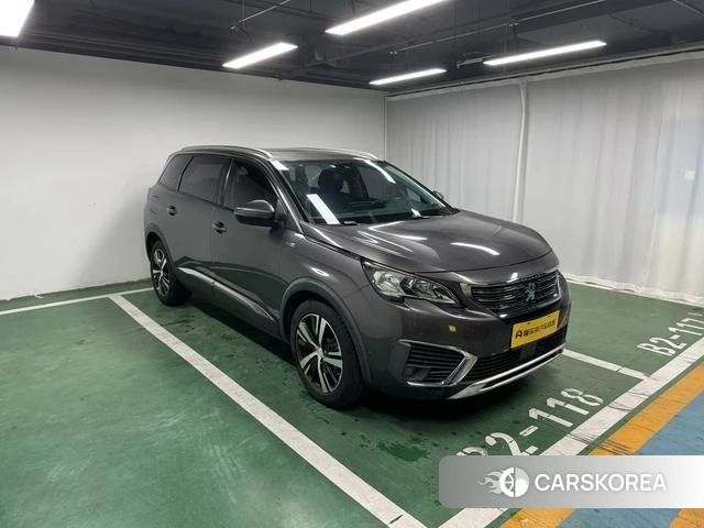 Peugeot 5008 2018 Темно-серый из Китая, фото 4