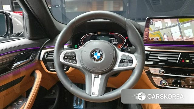 BMW 5 Series (G30) 2020 Серебристо-серый из Кореи, фото 4