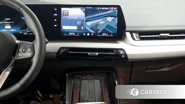 BMW 2 Series Active Tourer (U06) 2025 Белый из Кореи, фото 4