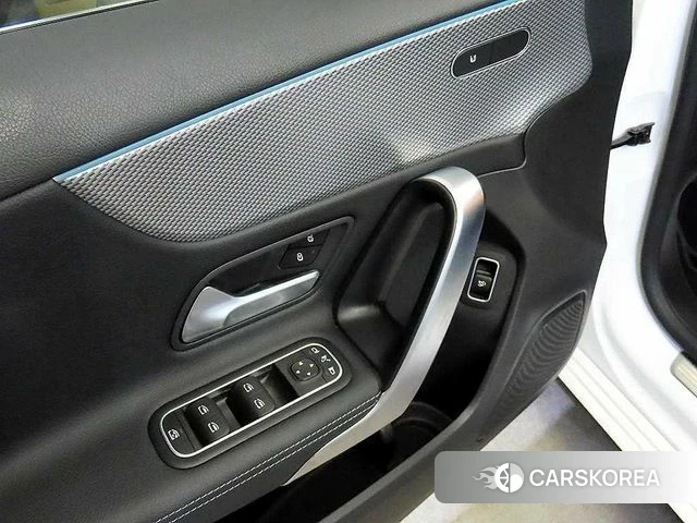 Mercedes-Benz A-Class W177 2022 Белый из Кореи, фото 4