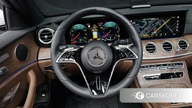 Mercedes-Benz E-Class W213 2023 Белый из Кореи, фото 4