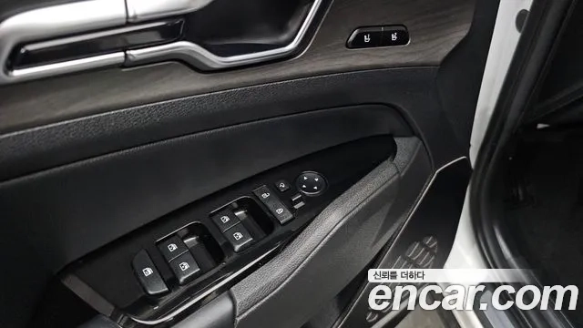 Kia Sportage 5th Generation Hybrid 2023 Белый из Кореи, фото 4