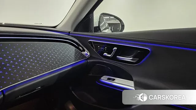 Mercedes-Benz E-Class W214 2024 Белый из Кореи, фото 4