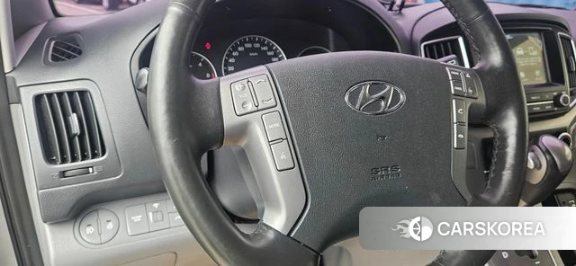 Hyundai The New Grand Starex 2019 Серебристо-серый из Кореи, фото 4