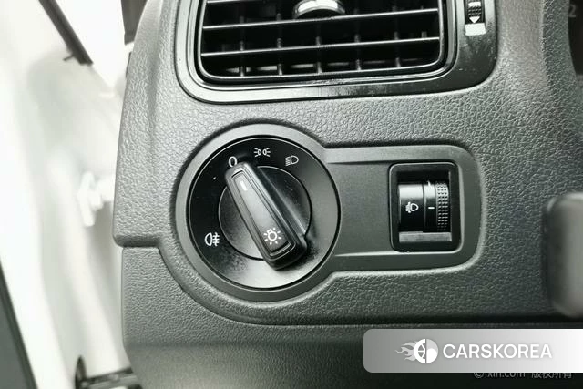 Volkswagen Polo 2019 Белый из Китая, фото 4