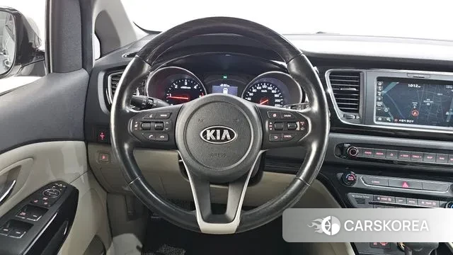 Kia The New Carnival 2018 Серебряный из Кореи, фото 4