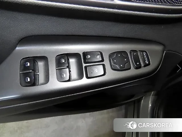 Hyundai Kona Electric 2018 Серебристо-серый из Кореи, фото 4