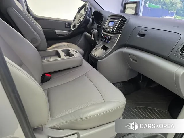 Hyundai The New Grand Starex 2019 Серебряный из Кореи, фото 4