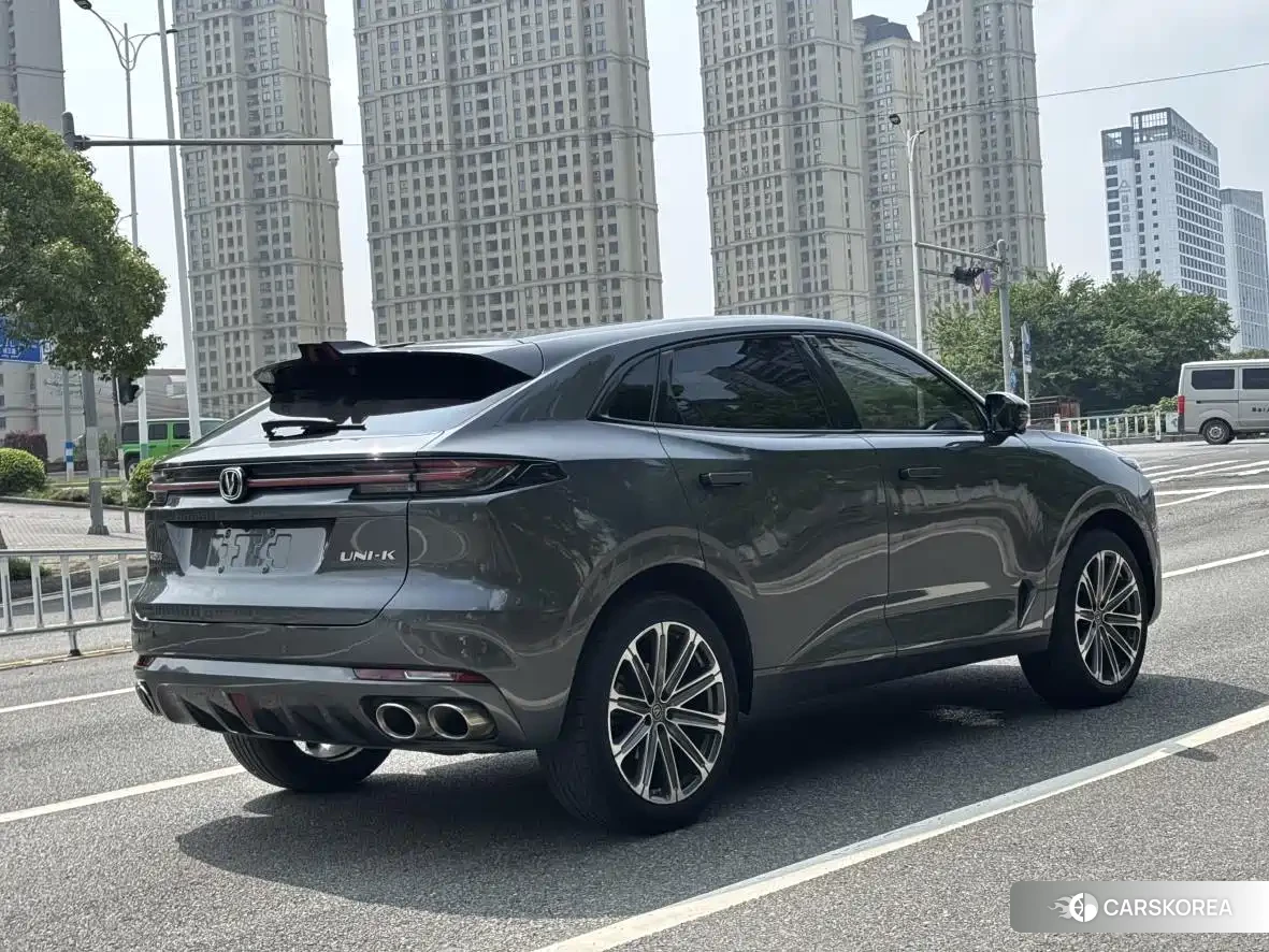 Chang'an Changan UNI-K 2021 Silver/gray из Китая, фото 4