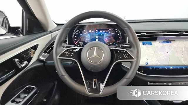 Mercedes-Benz E-Class W214 2024 Белый из Кореи, фото 4