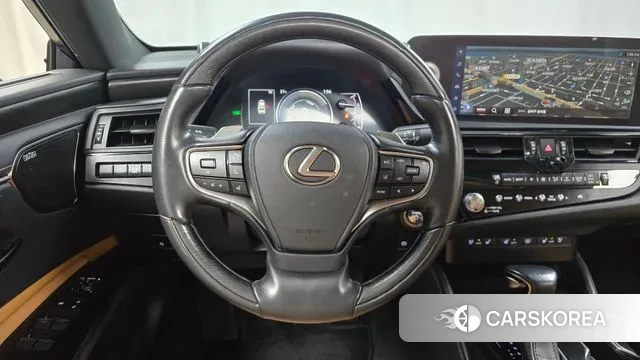 Lexus ES300h 7th generation 2024 Серый из Кореи, фото 4