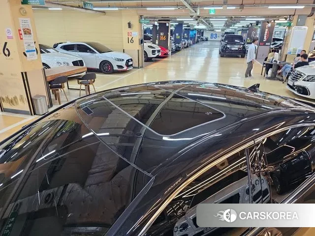 Lexus ES300h 7th generation 2025 Черный из Кореи, фото 4