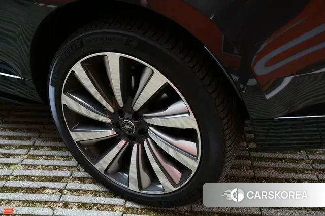 Land Rover Range Rover 5th Generation 2024 Черный из Кореи, фото 4