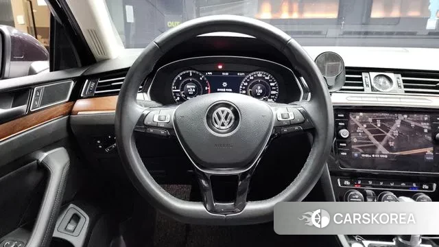 Volkswagen Passat GT (B8) 2018 Фиолетовый из Кореи, фото 4