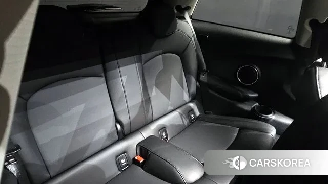 Mini Cooper 2021 Красный из Кореи, фото 4