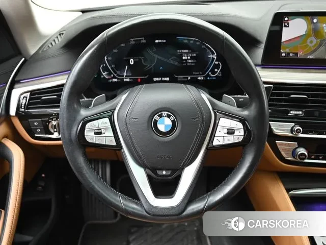 BMW 5 Series (G30) 2020 Белый из Кореи, фото 4