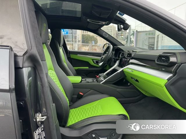Lamborghini Urus 2020 Серебристо-серый из Китая, фото 4