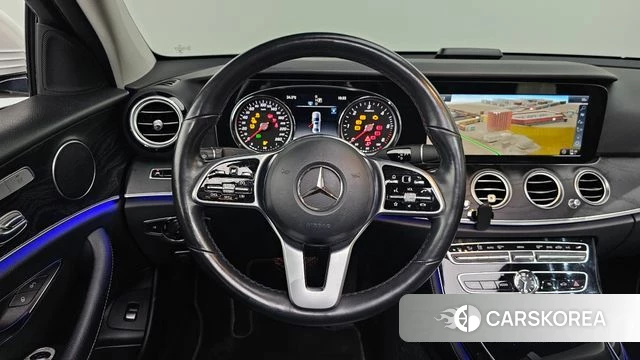 Mercedes-Benz E-Class W213 2018 Белый из Кореи, фото 4