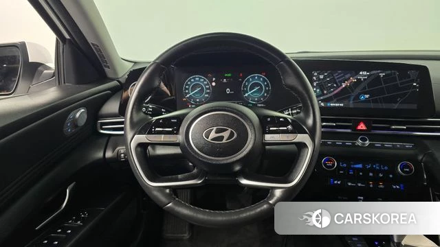 Hyundai The New Avante (CN7) 2023 Белый из Кореи, фото 4