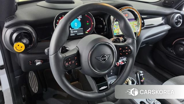 Mini Cooper S 2023 Белый из Кореи, фото 4