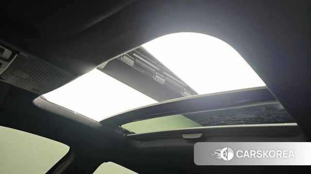 Volkswagen Golf 8th Generation 2024 Черный из Кореи, фото 4