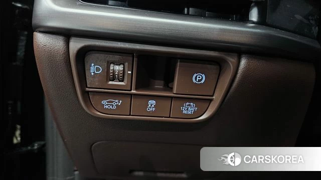 Hyundai Grandeur Hybrid (GN7) 2023 Черный из Кореи, фото 4