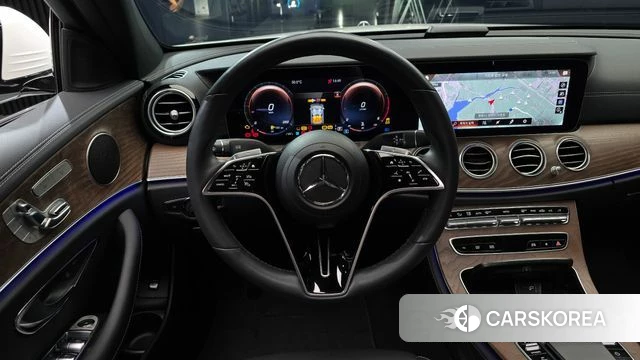 Mercedes-Benz E-Class W213 2022 Белый из Кореи, фото 4