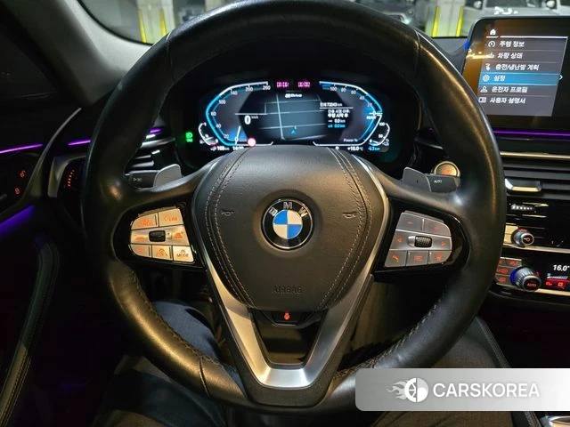 BMW 5 Series (G30) 2021 Черный из Кореи, фото 4