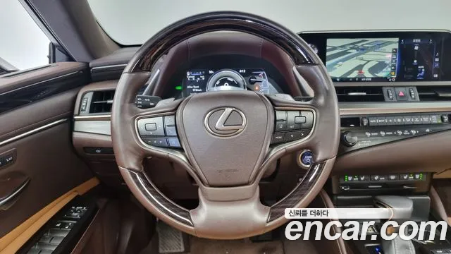 Lexus ES300h 7th generation 2018 Песочный из Кореи, фото 4