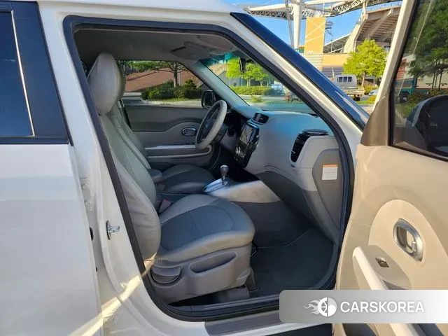 Kia Soul EV 2018 Белый из Кореи, фото 4