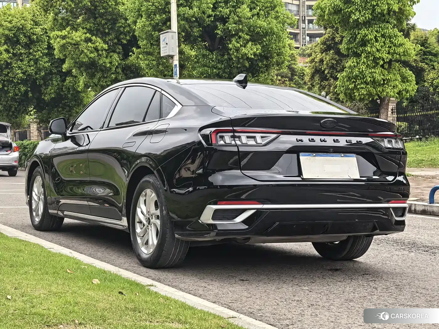Ford Mondeo 2023 Черный из Китая, фото 4