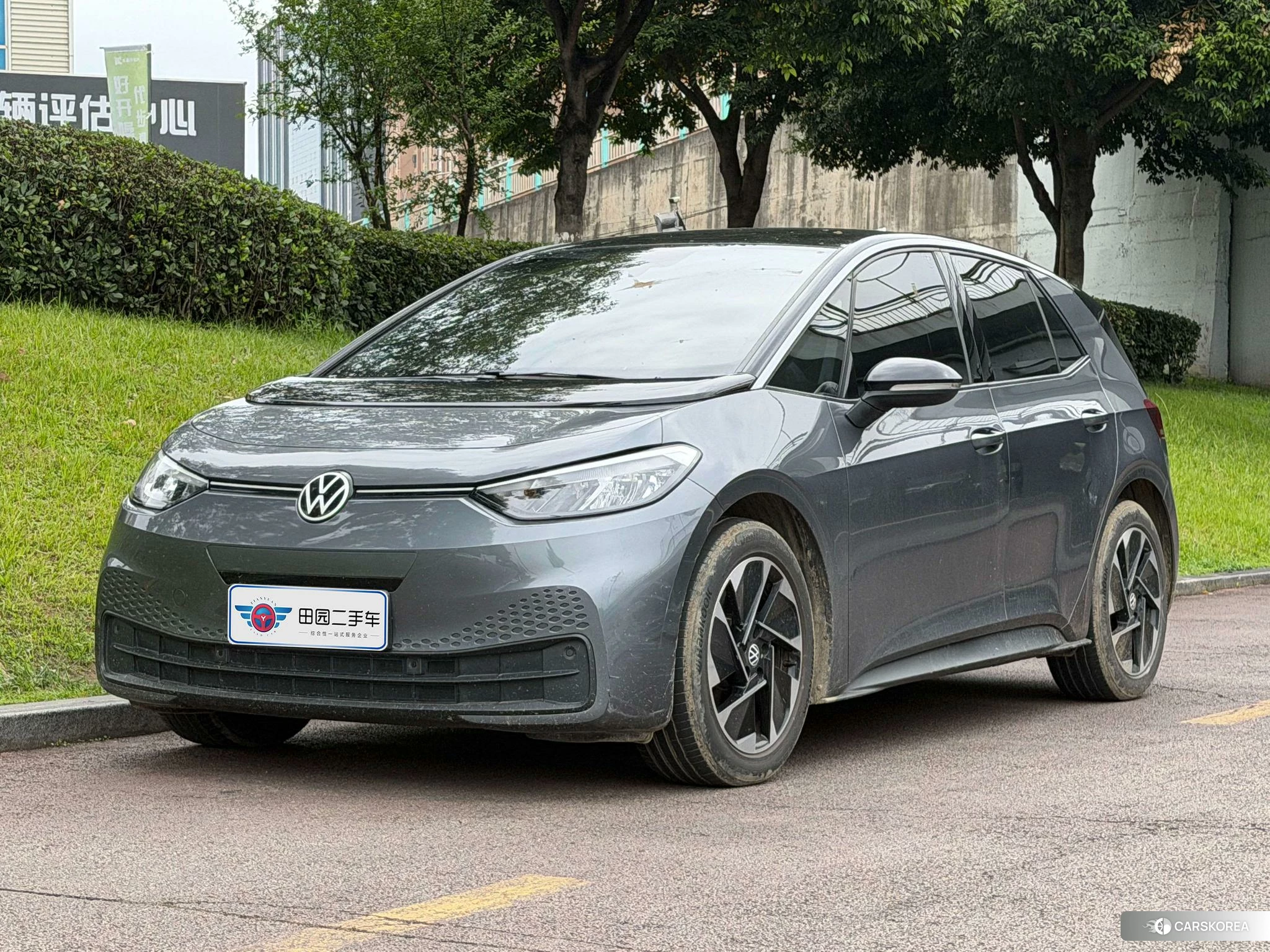 Volkswagen ID.3 2024 Темно-серый из Китая, фото 4