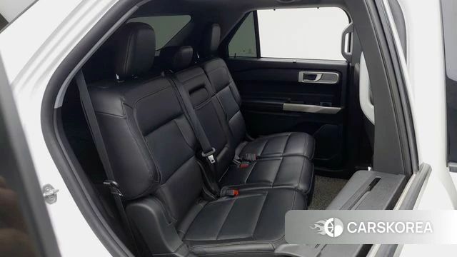 Ford Explorer 6th Generation 2021 Белый из Кореи, фото 4