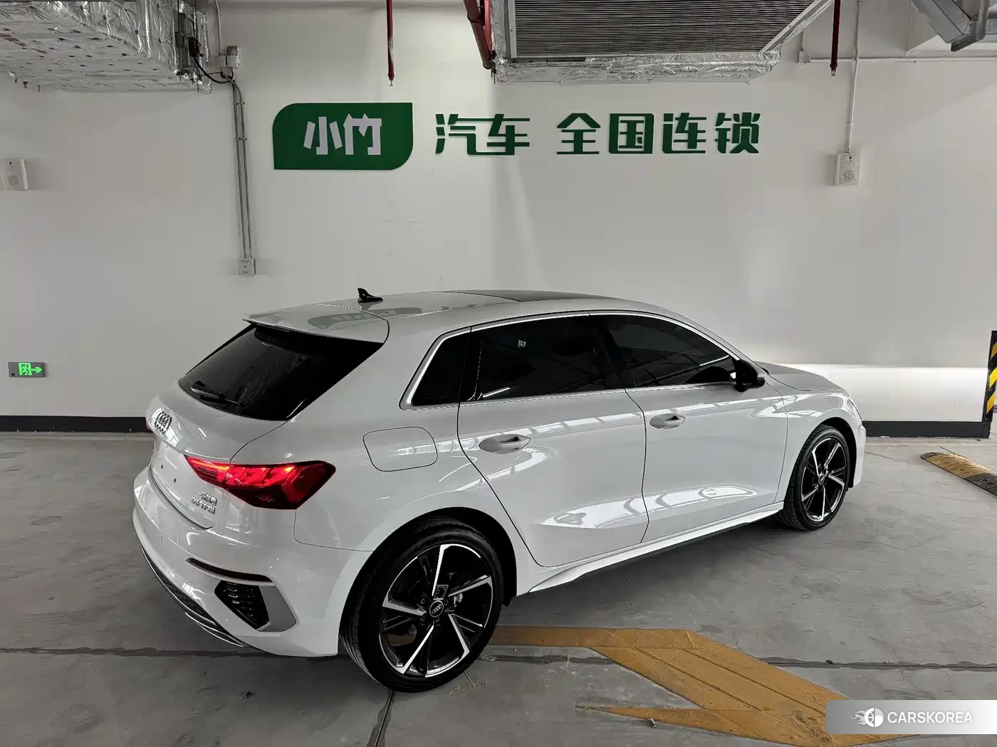Audi A3 2023 Белый из Китая, фото 4