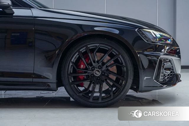 Audi RS 4 2021 Черный из Китая, фото 4