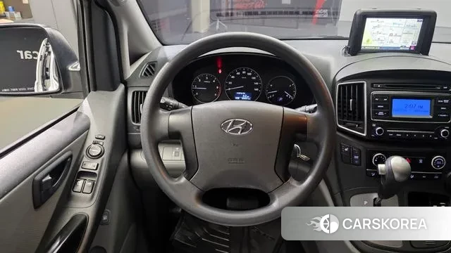 Hyundai The New Grand Starex 2019 Белый из Кореи, фото 4