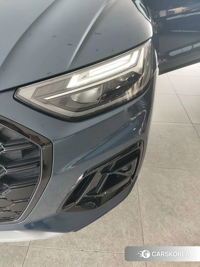 Audi Q5L 2025 Синий из Китая, фото 4