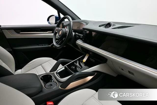 Porsche Cayenne E-Hybrid 2024 Синий из Китая, фото 4