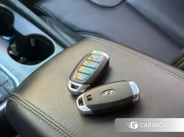 Hyundai Santa Fe TM 2018 Серебристо-серый из Кореи, фото 4