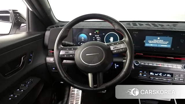 Hyundai Kona (SX2) 2023 Белый из Кореи, фото 4