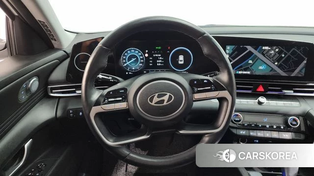 Hyundai The New Avante (CN7) 2023 Белый из Кореи, фото 4