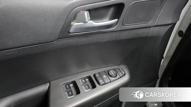 Kia Sportage 4th Generation 2018 Белый из Кореи, фото 4