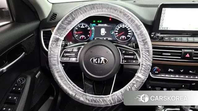 Kia Seltos 2021 Белый из Кореи, фото 4