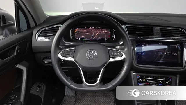 Volkswagen Tiguan Allspace 2023 Белый из Кореи, фото 4