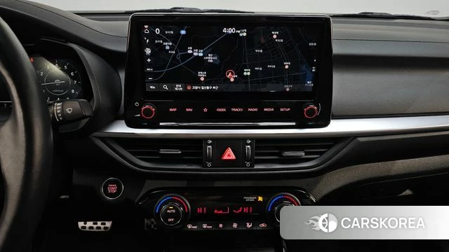 Kia The New K3 2nd generation 2021 Белый из Кореи, фото 4