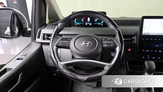 Hyundai Staria 2025 Черный из Кореи, фото 4